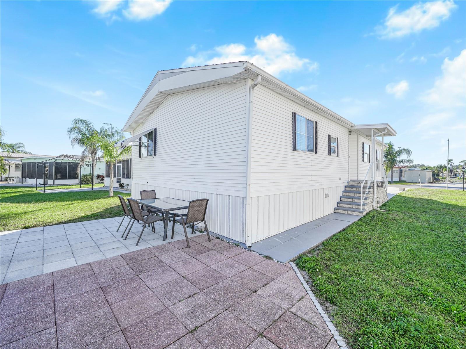 28 ROYAL COACHMAN ST, LAKE WALES, FL, 33898