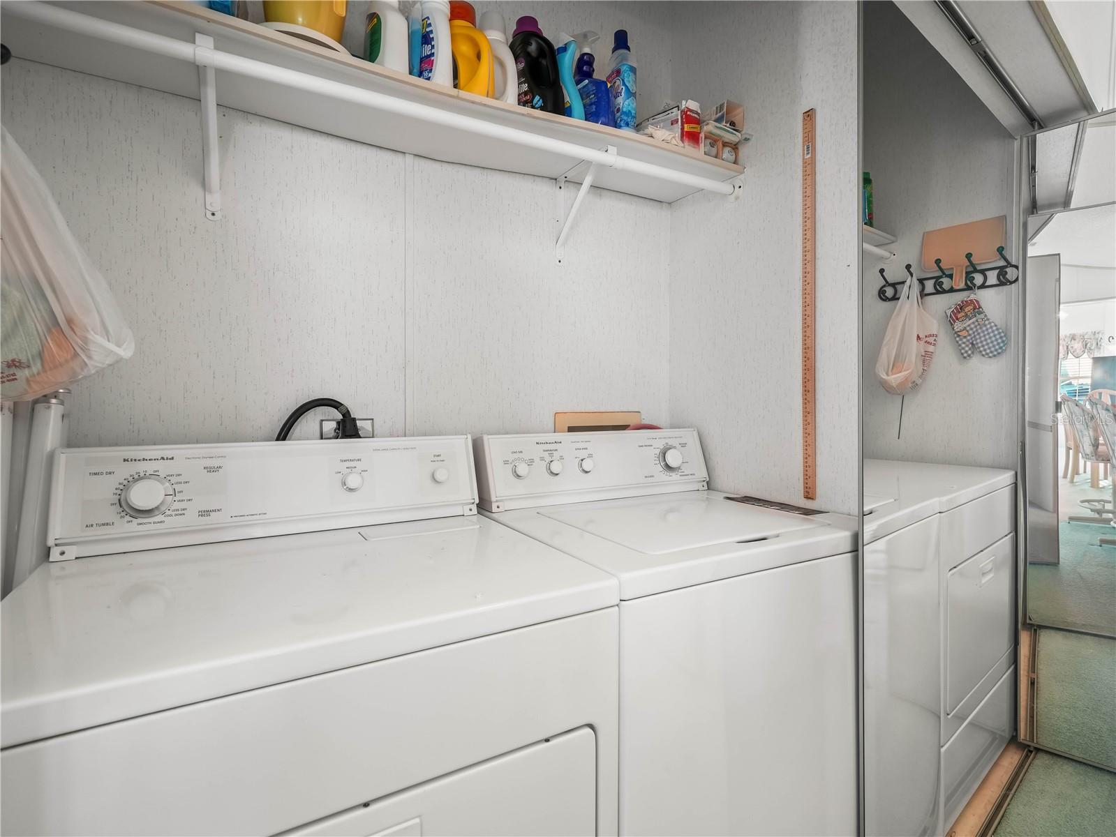 28 ROYAL COACHMAN ST, LAKE WALES, FL, 33898