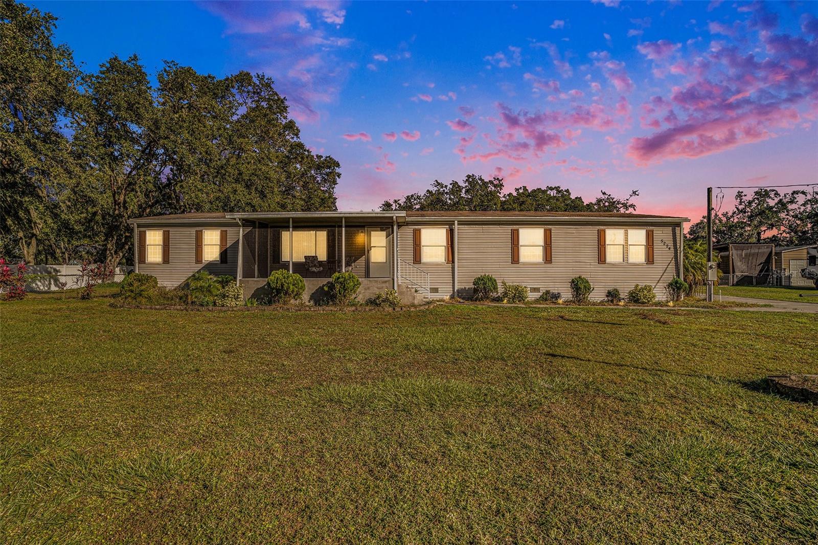 5224 R M D AVE, PLANT CITY, FL, 33566