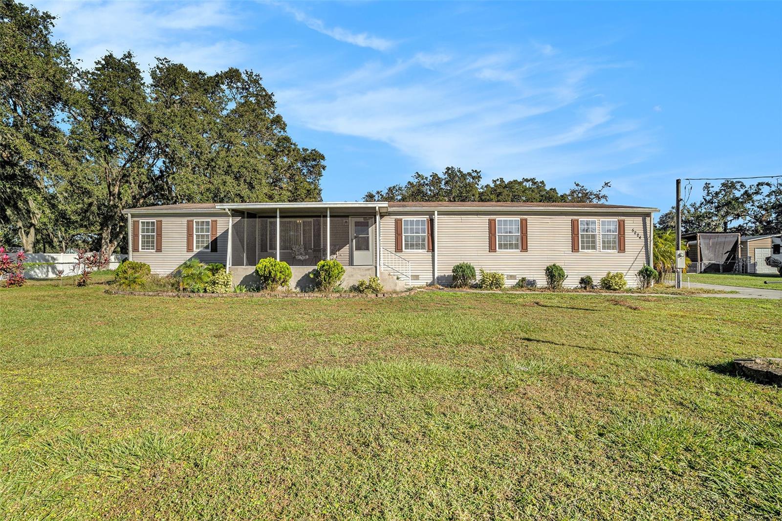 5224 R M D AVE, PLANT CITY, FL, 33566