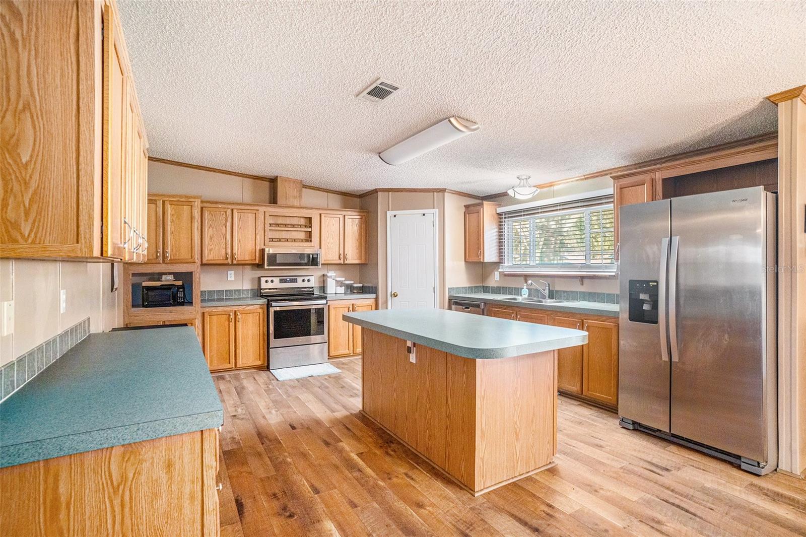5224 R M D AVE, PLANT CITY, FL, 33566