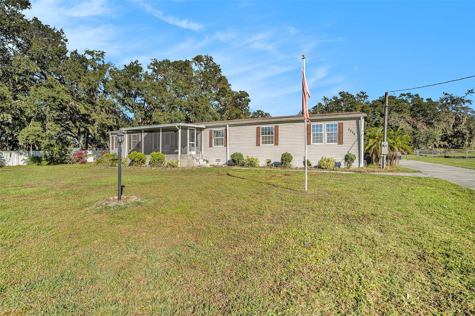 5224 R M D AVE, PLANT CITY, FL, 33566