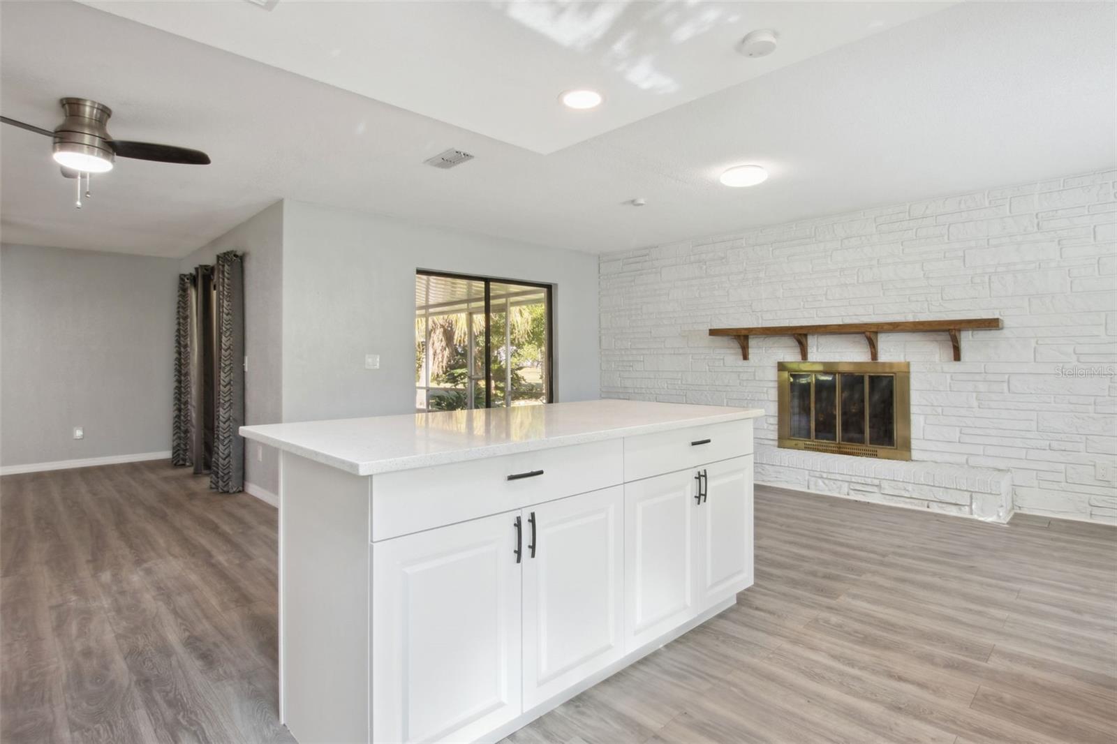 1437 COLIN KELLY AVE, DAYTONA BEACH, FL, 32124