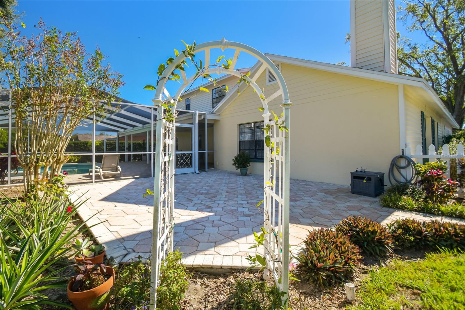 11114 LAKE SASSA DR, THONOTOSASSA, FL, 33592