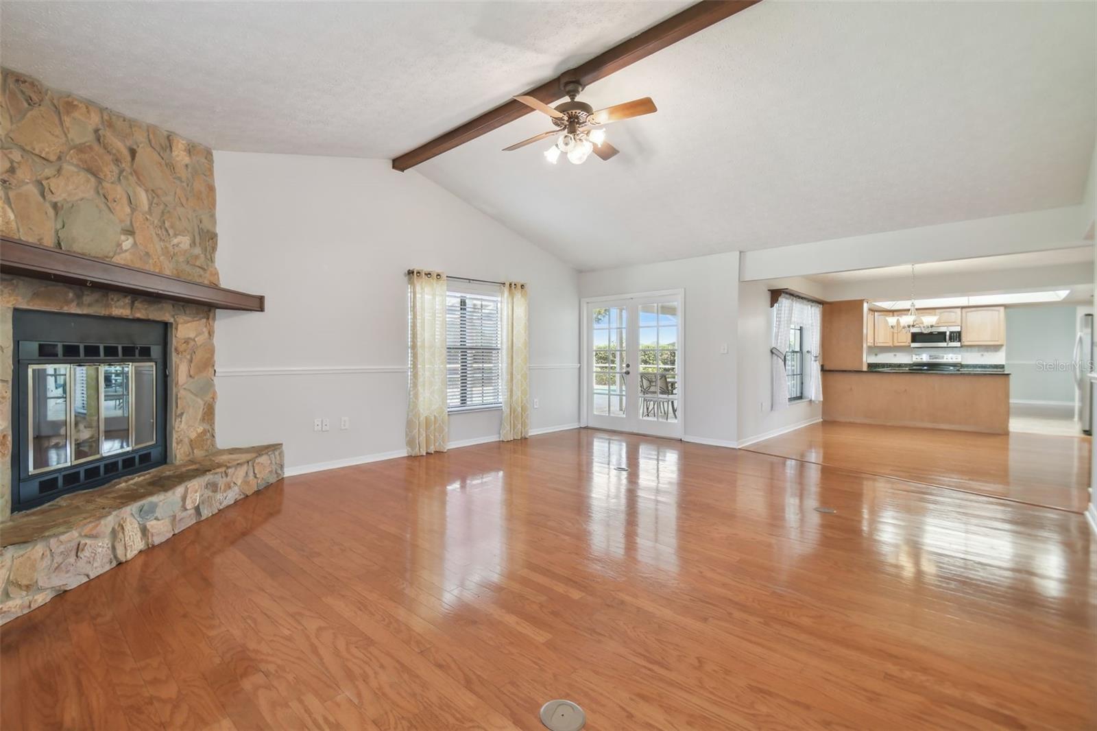 11114 LAKE SASSA DR, THONOTOSASSA, FL, 33592