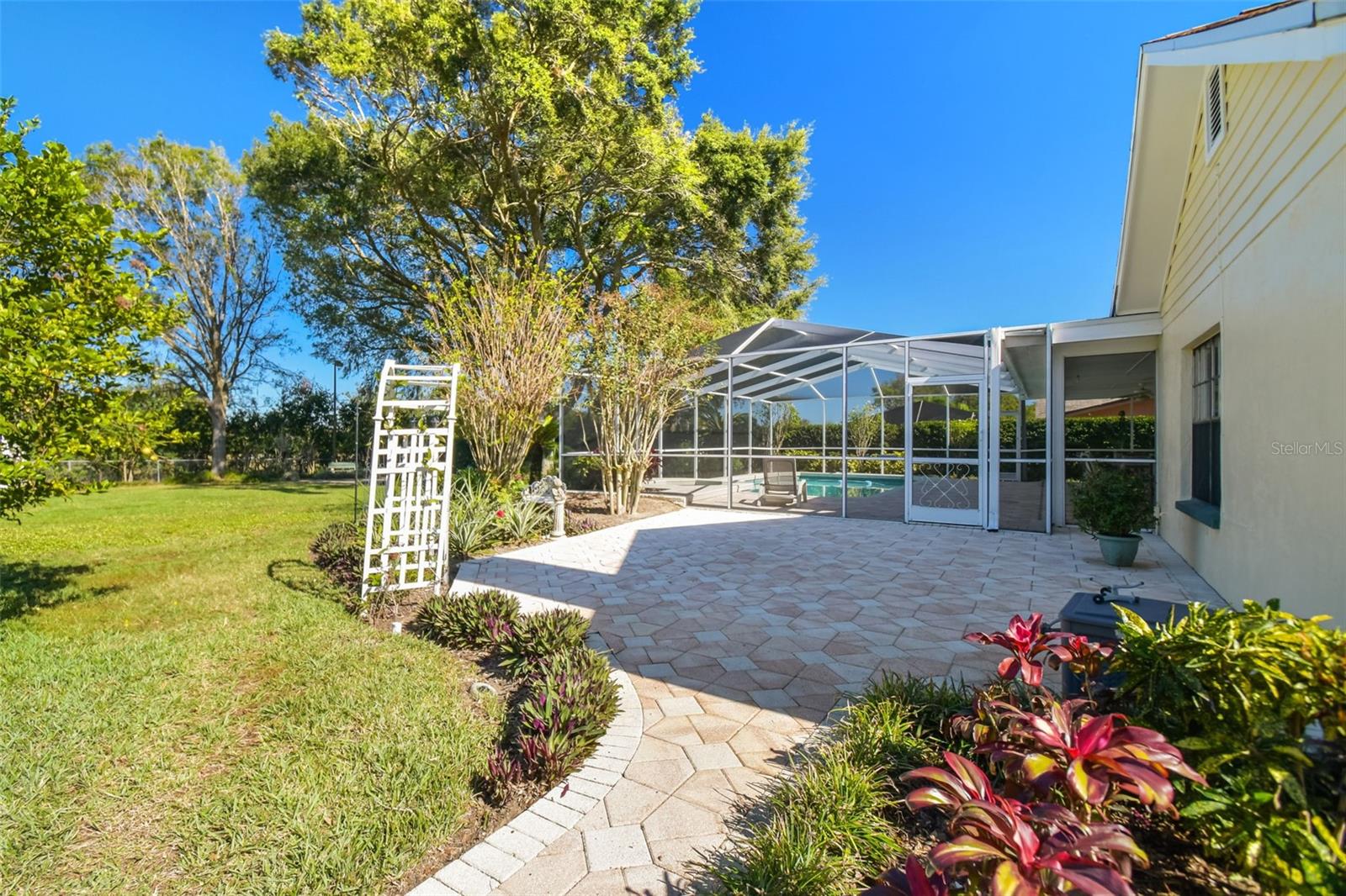 11114 LAKE SASSA DR, THONOTOSASSA, FL, 33592