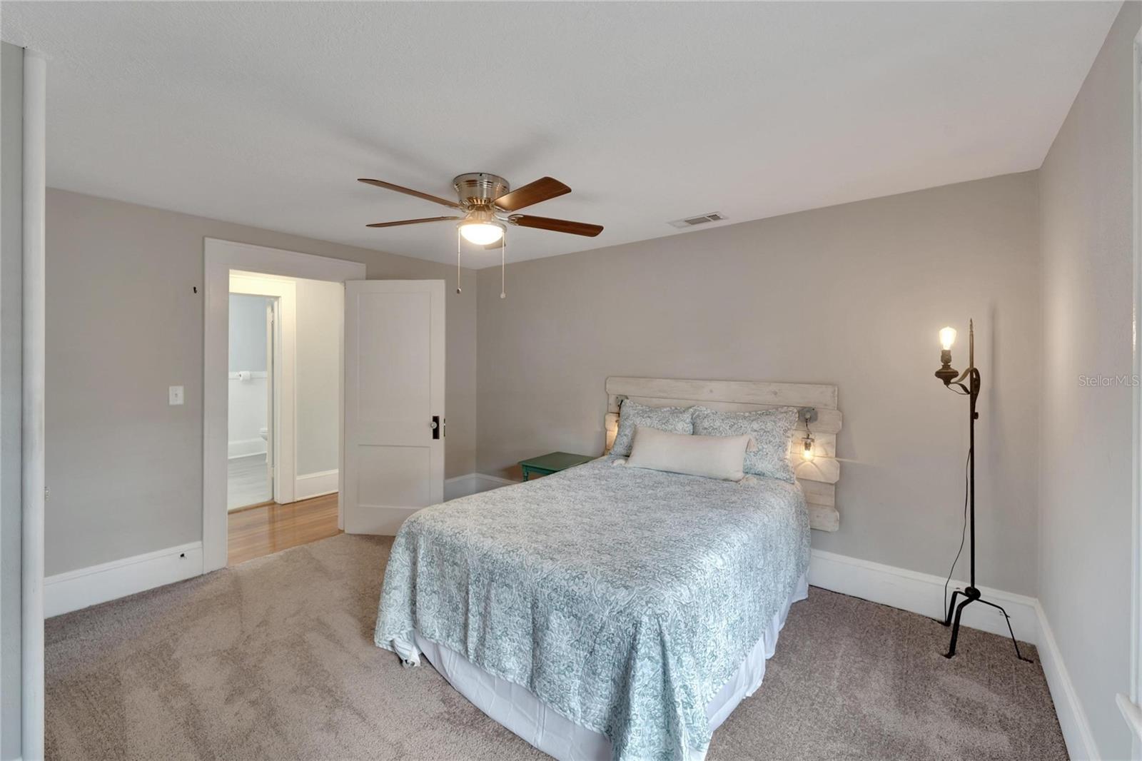 701 N WARNELL ST, PLANT CITY, FL, 33563