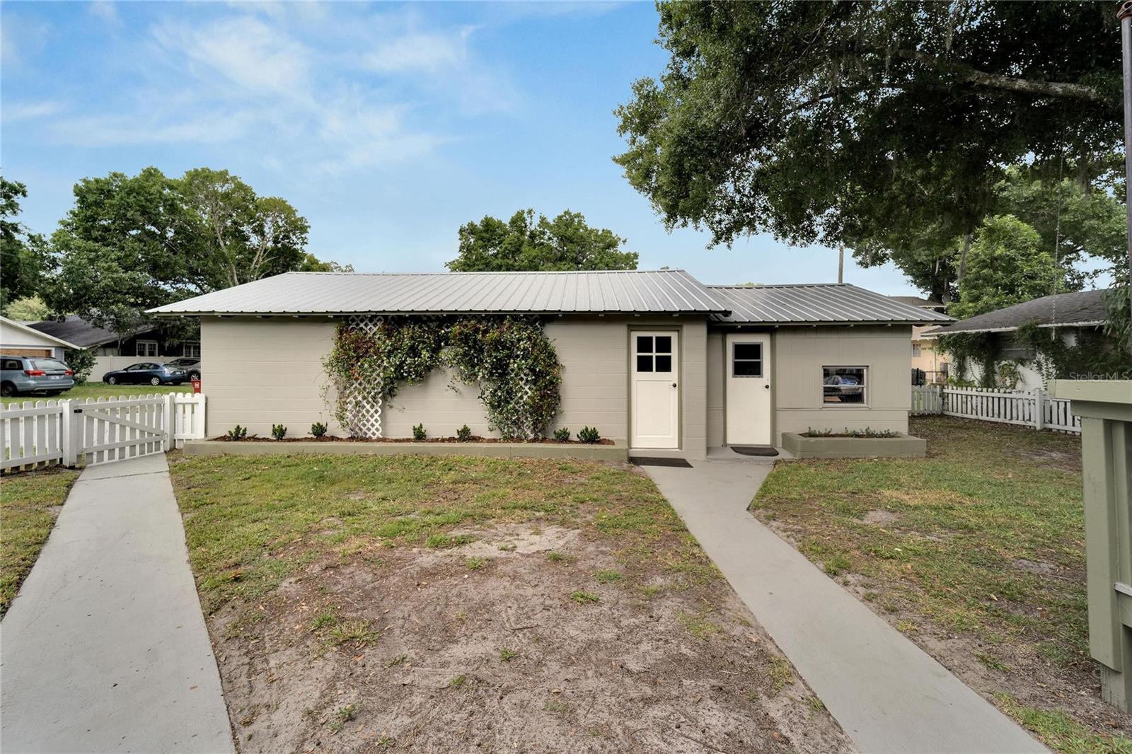 701 N WARNELL ST, PLANT CITY, FL, 33563