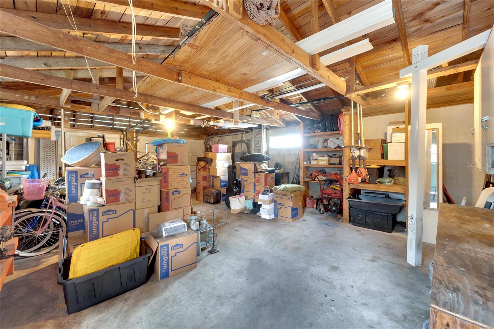 701 N WARNELL ST, PLANT CITY, FL, 33563