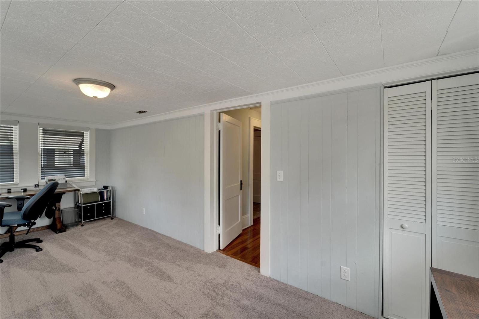 701 N WARNELL ST, PLANT CITY, FL, 33563