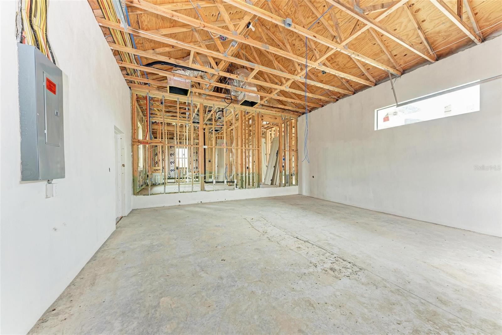 15092 INGRAHAM BLVD, PORT CHARLOTTE, FL, 33981