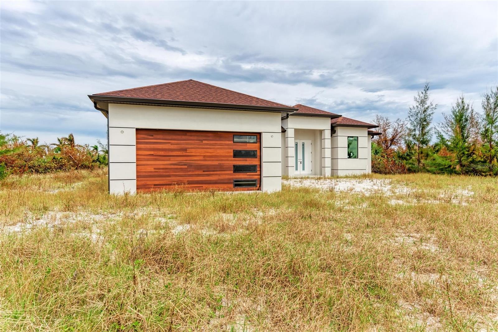 15092 INGRAHAM BLVD, PORT CHARLOTTE, FL, 33981