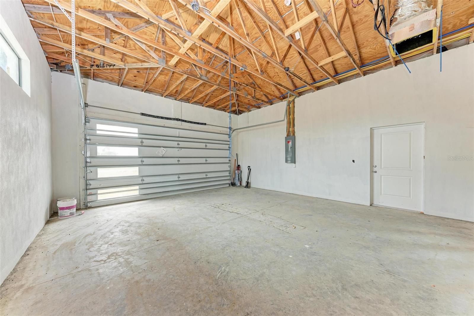 15092 INGRAHAM BLVD, PORT CHARLOTTE, FL, 33981