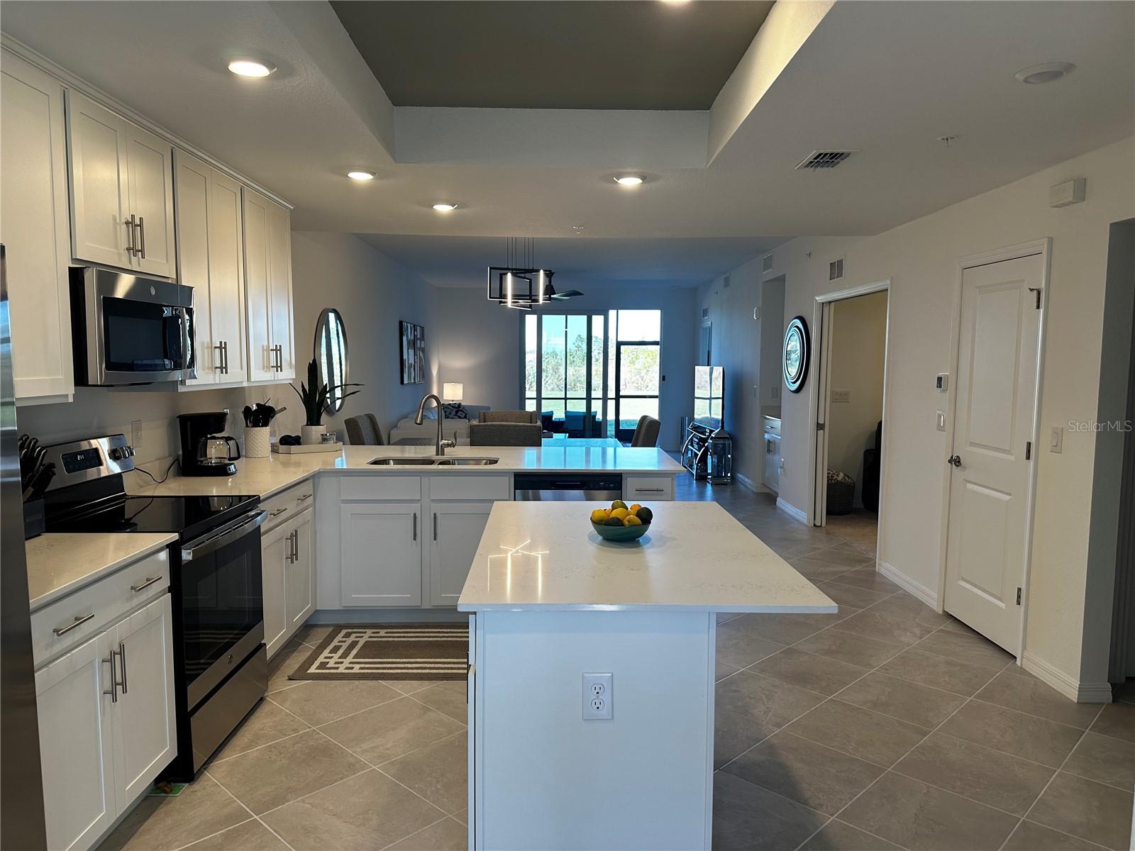 12580 GALAPAGOS CT CT #107, VENICE, FL, 34293