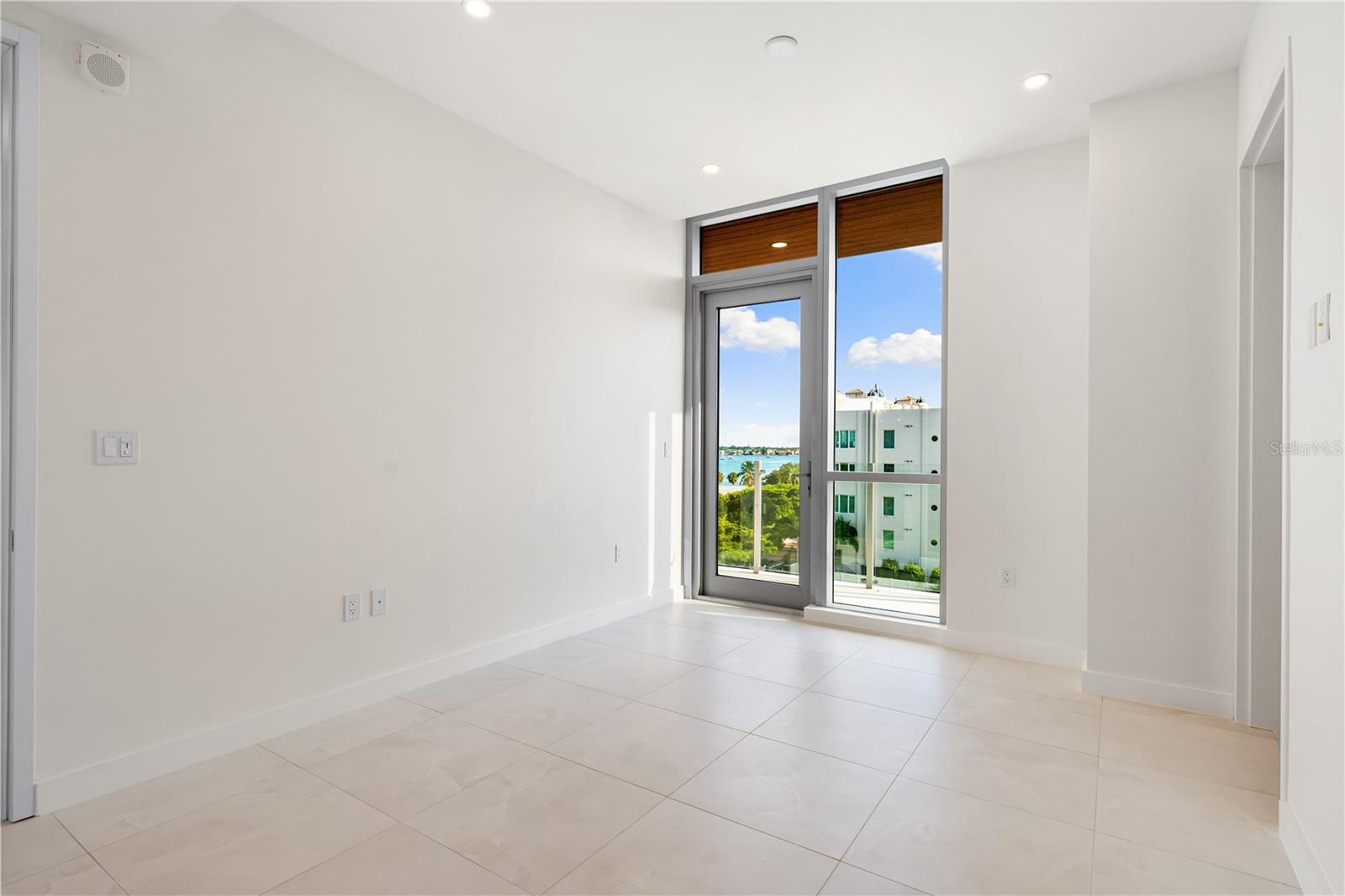 111 GOLDEN GATE PT #403, SARASOTA, FL, 34236