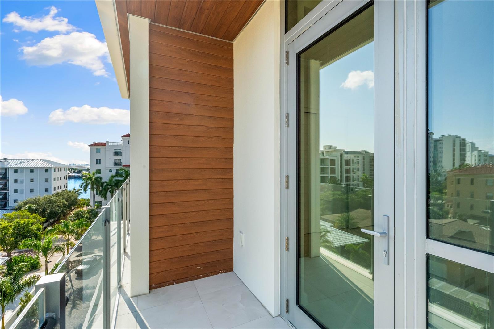 111 GOLDEN GATE PT #403, SARASOTA, FL, 34236