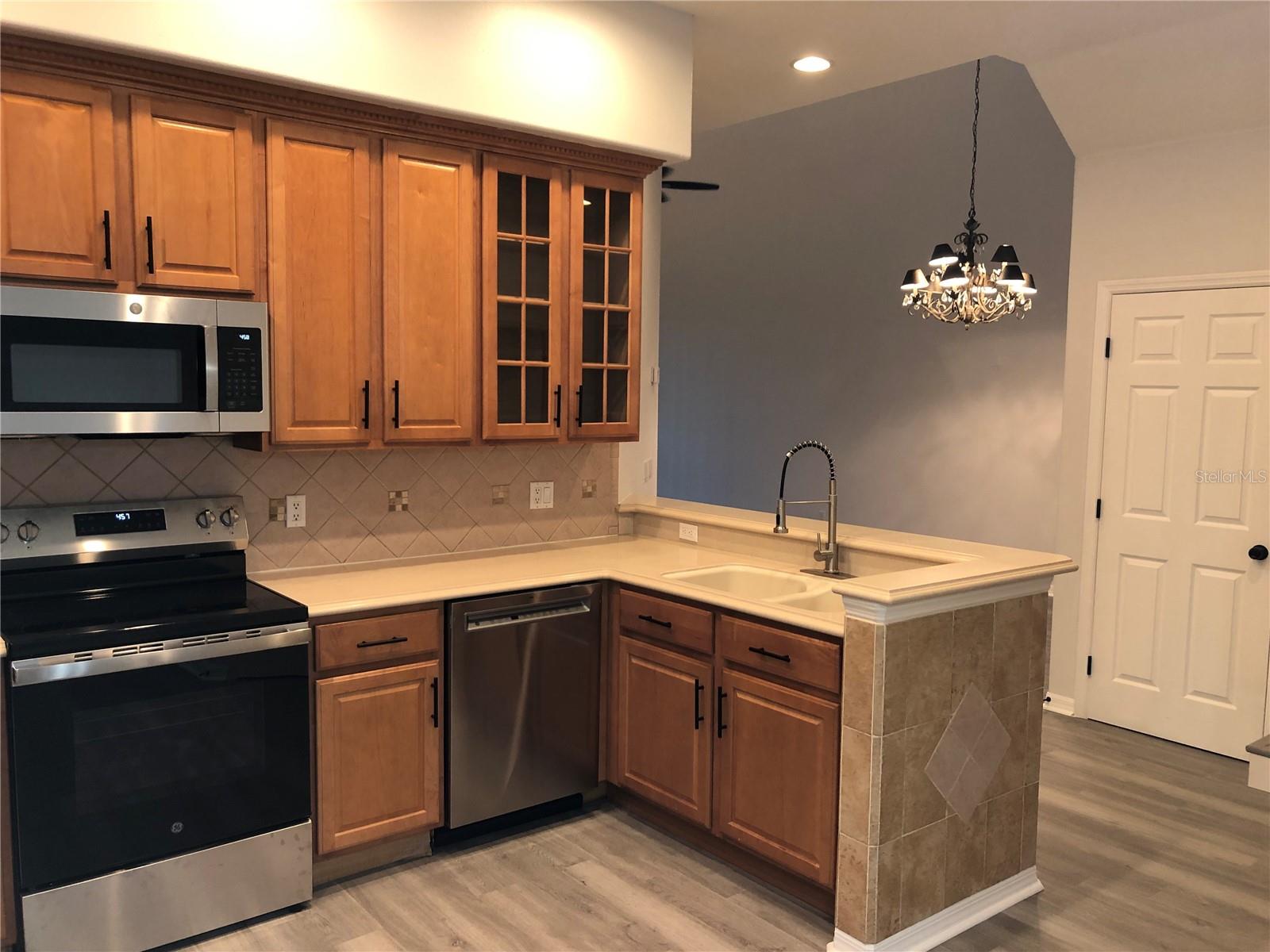8766 THE ESPLANADE #27, ORLANDO, FL, 32836