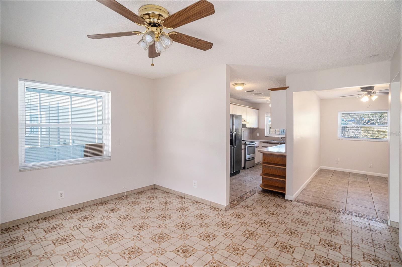6342 S LANSDALE CIR, TAMPA, FL, 33616