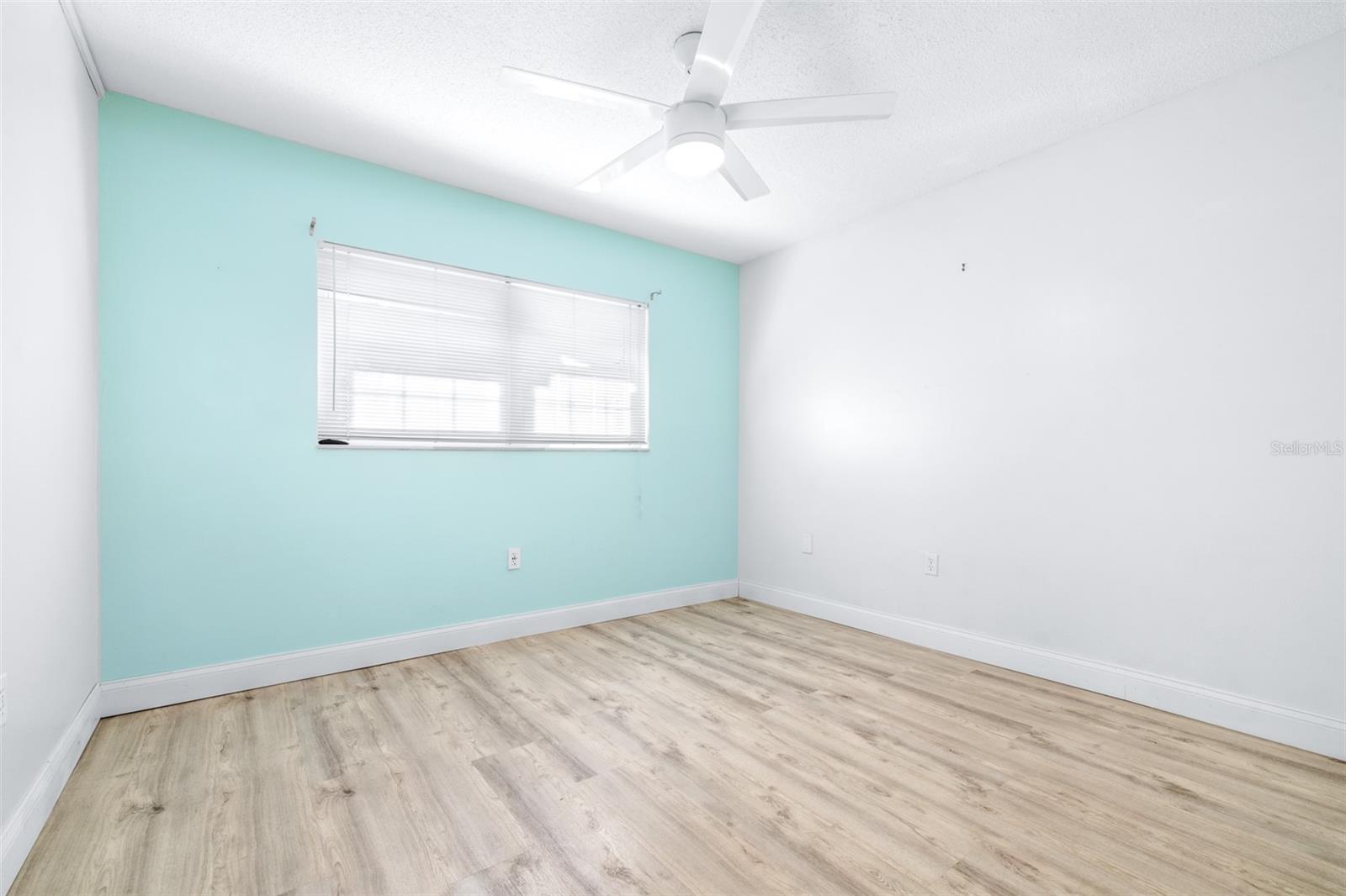 820 PATRICIA AVE #207, DUNEDIN, FL, 34698