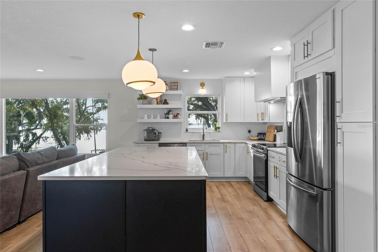 1814 LAKE ARIANA BLVD, AUBURNDALE, FL, 33823