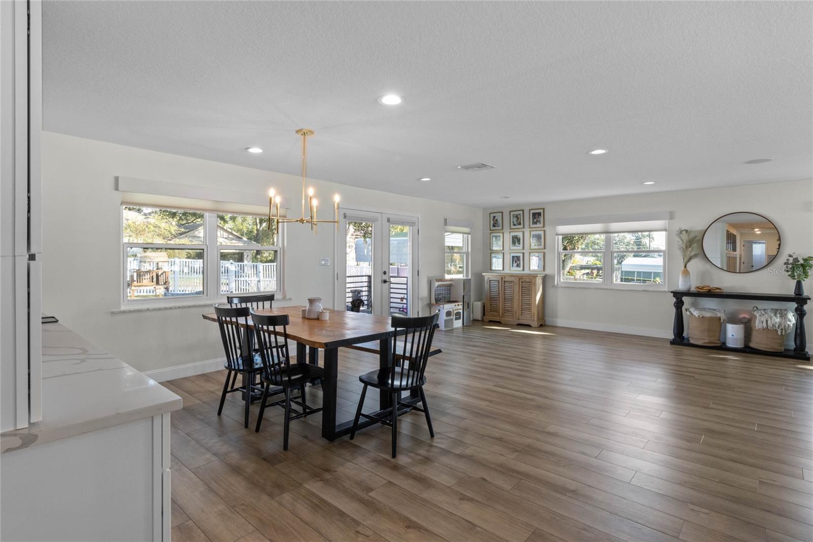 1814 LAKE ARIANA BLVD, AUBURNDALE, FL, 33823