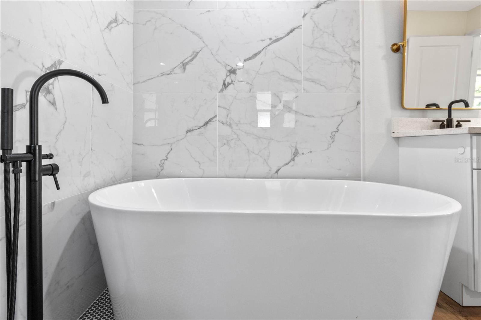 1814 LAKE ARIANA BLVD, AUBURNDALE, FL, 33823