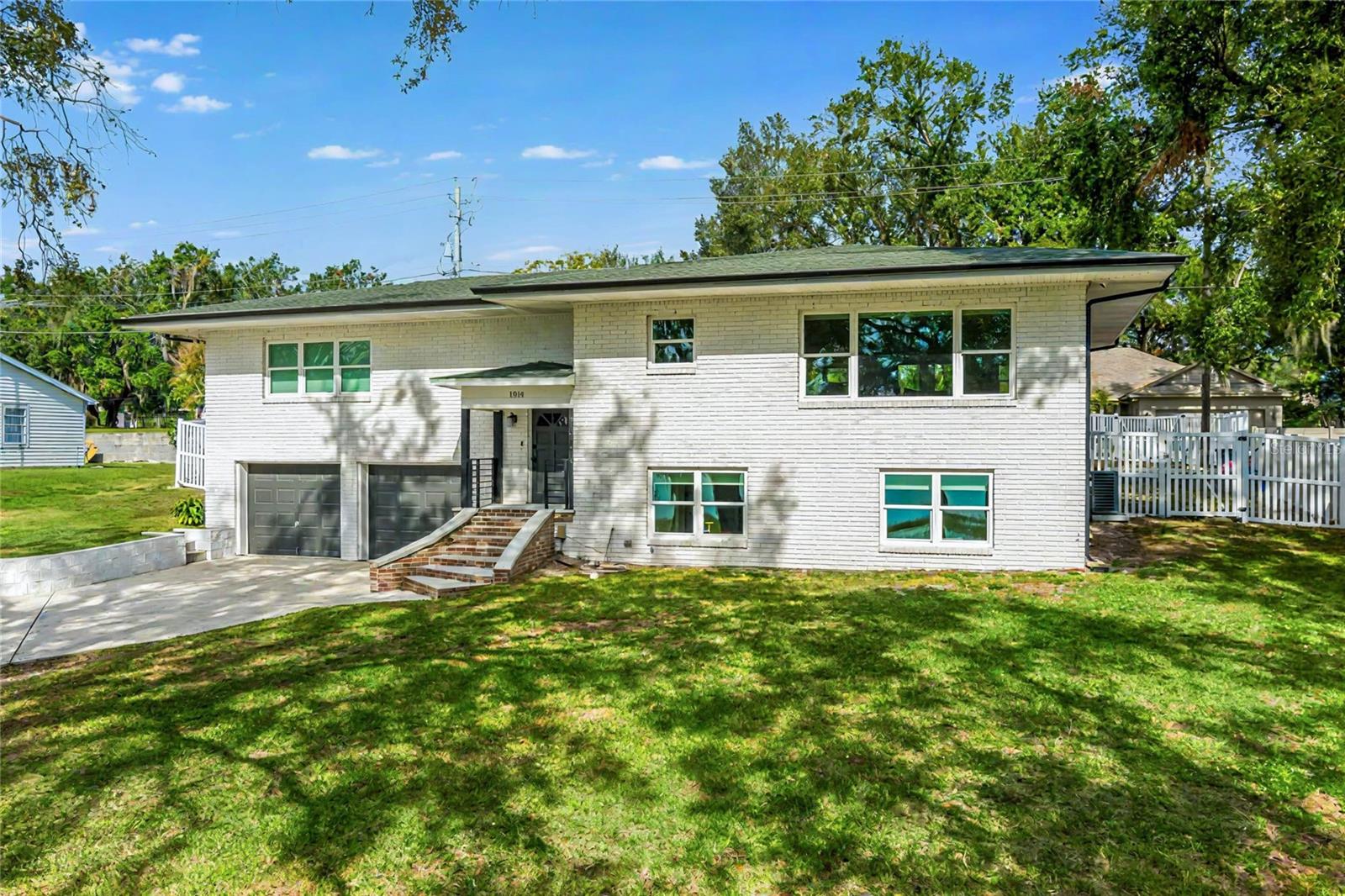 1814 LAKE ARIANA BLVD, AUBURNDALE, FL, 33823