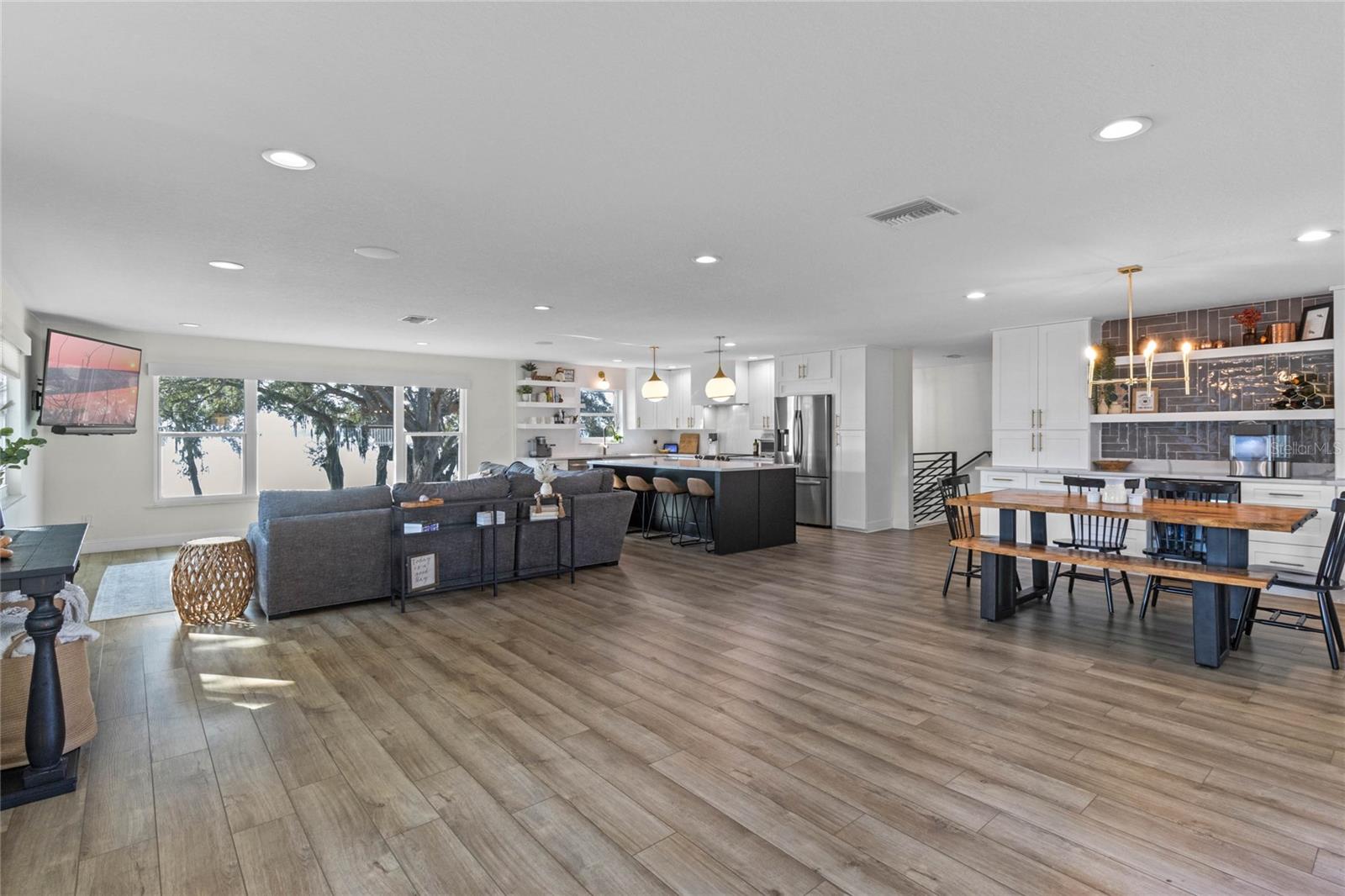 1814 LAKE ARIANA BLVD, AUBURNDALE, FL, 33823