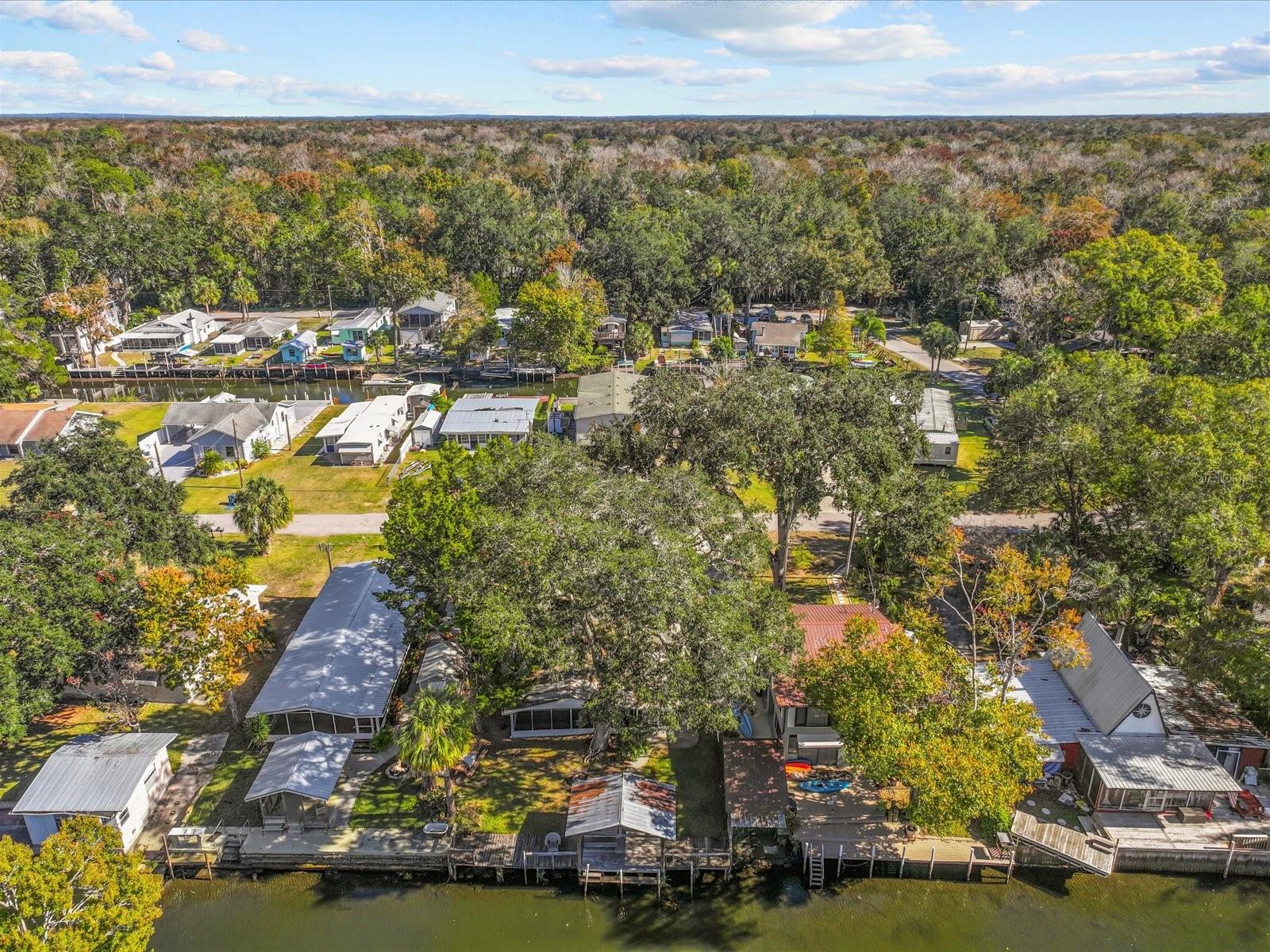 7195 BETHESDA CT, WEEKI WACHEE, FL, 34607