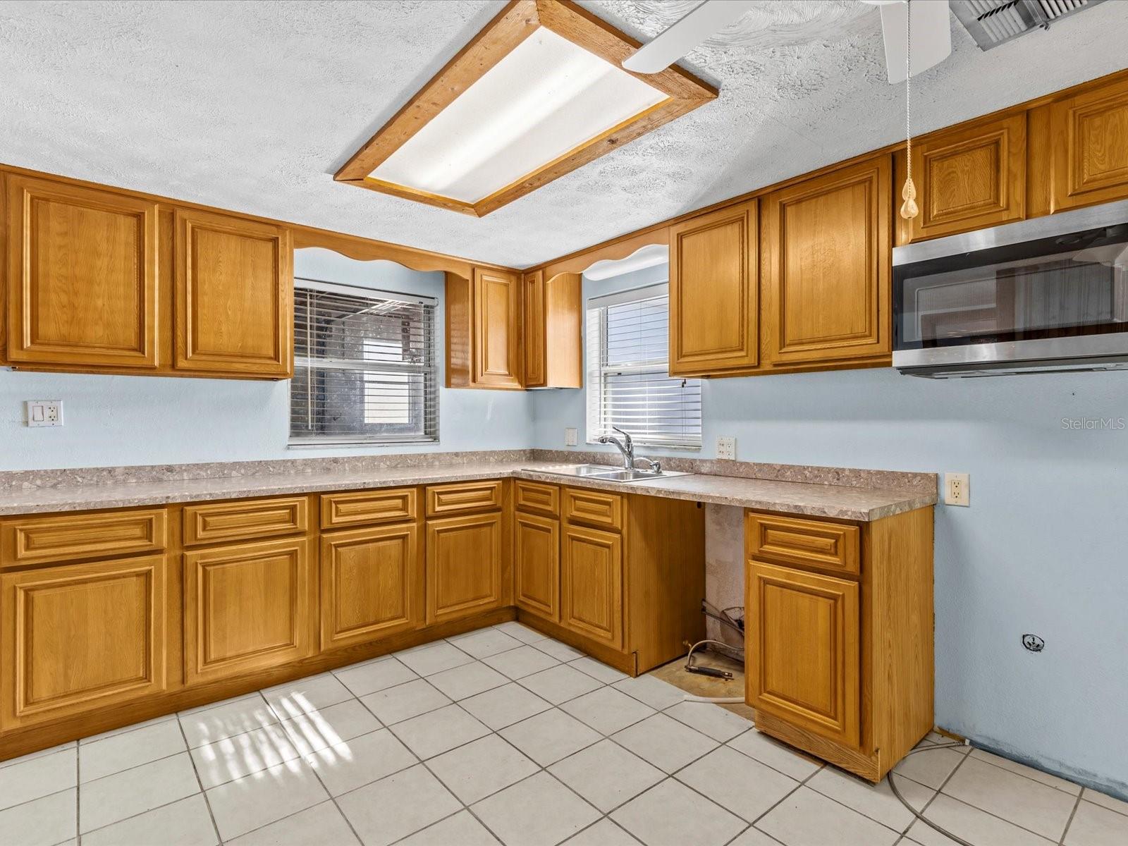 7195 BETHESDA CT, WEEKI WACHEE, FL, 34607