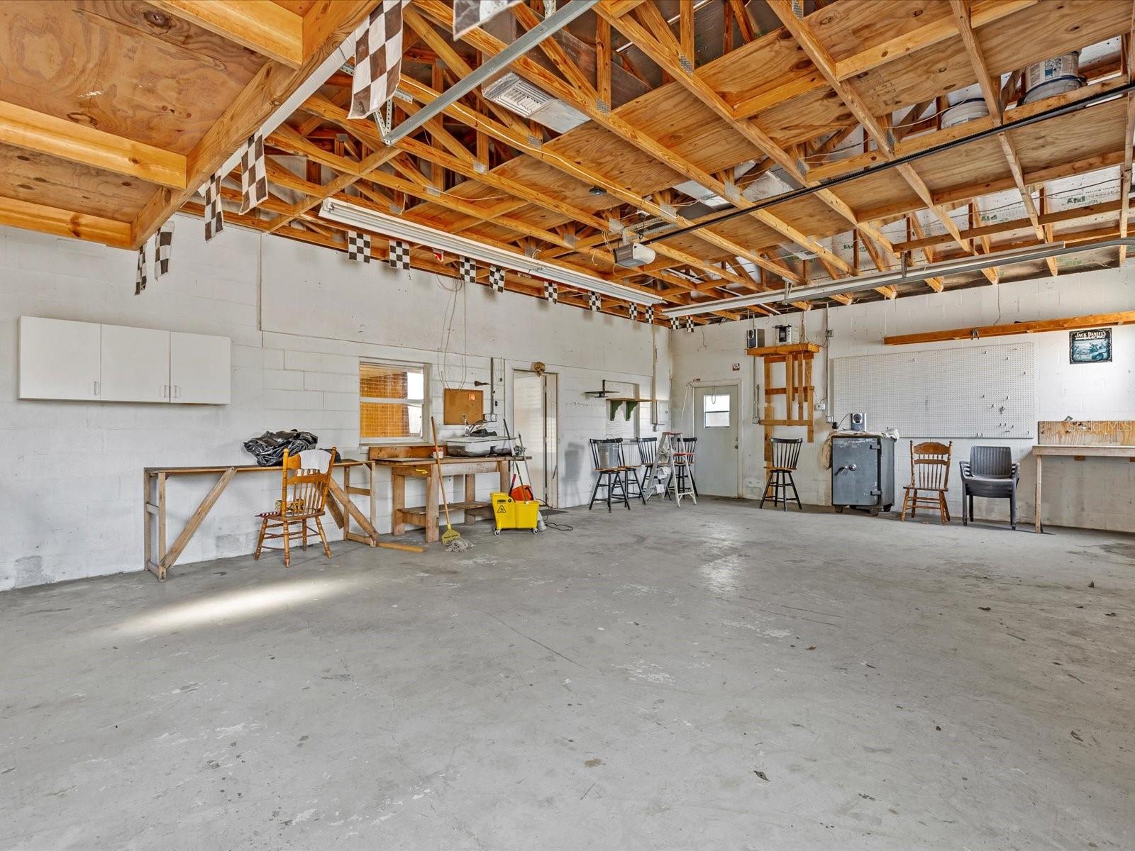 7195 BETHESDA CT, WEEKI WACHEE, FL, 34607
