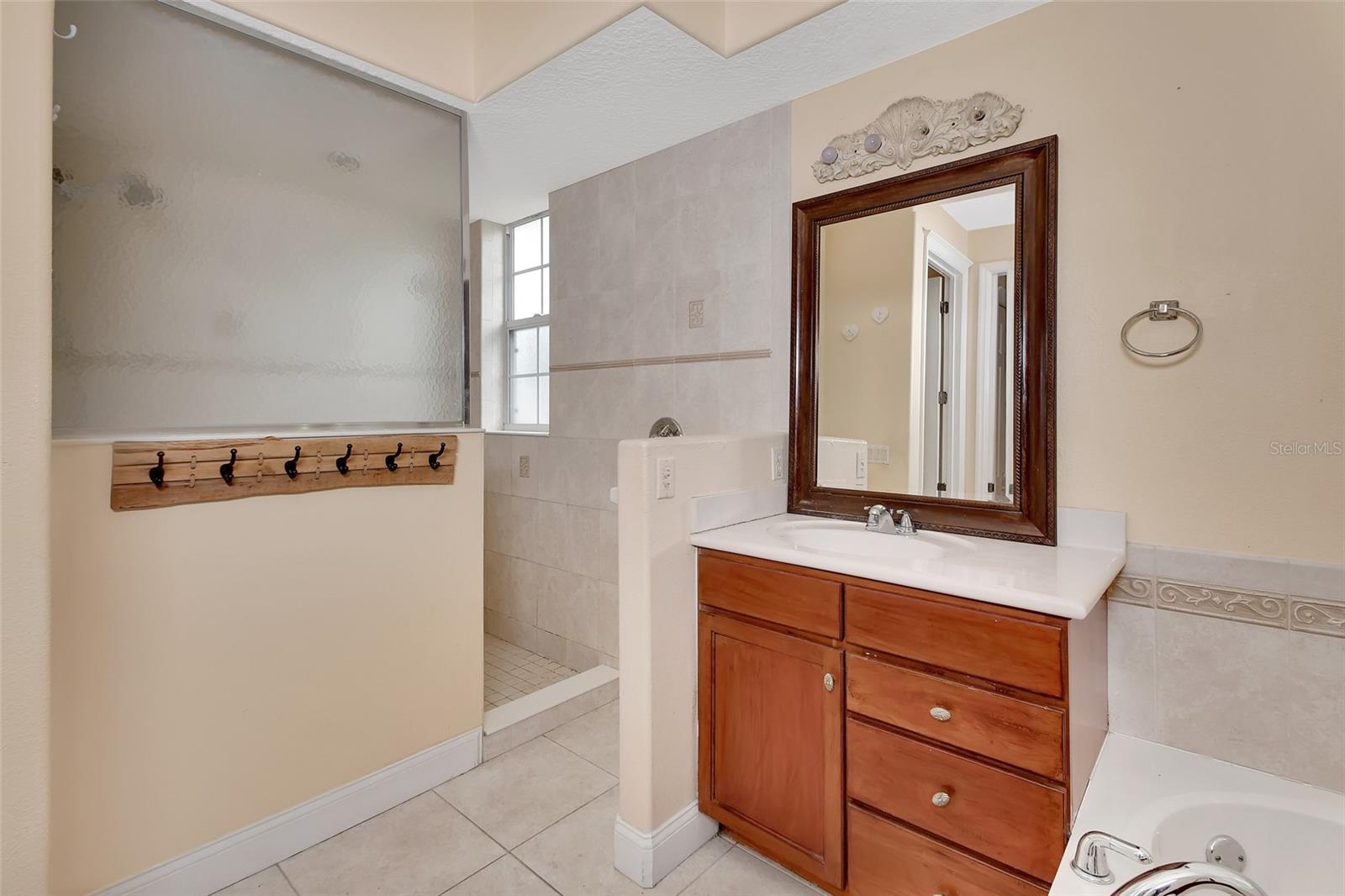 84 S RIVERWALK DR, PALM COAST, FL, 32137