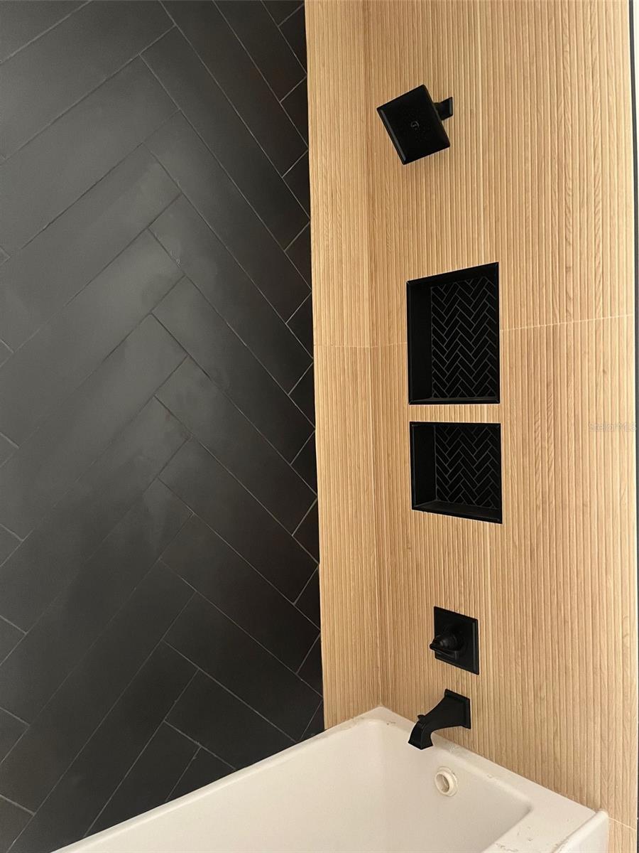 19527 QUINLAN ST, ORLANDO, FL, 32833