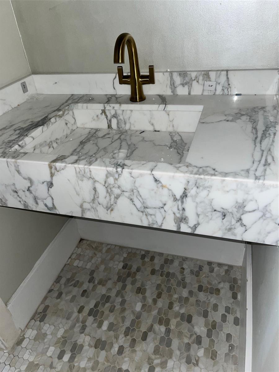 19527 QUINLAN ST, ORLANDO, FL, 32833