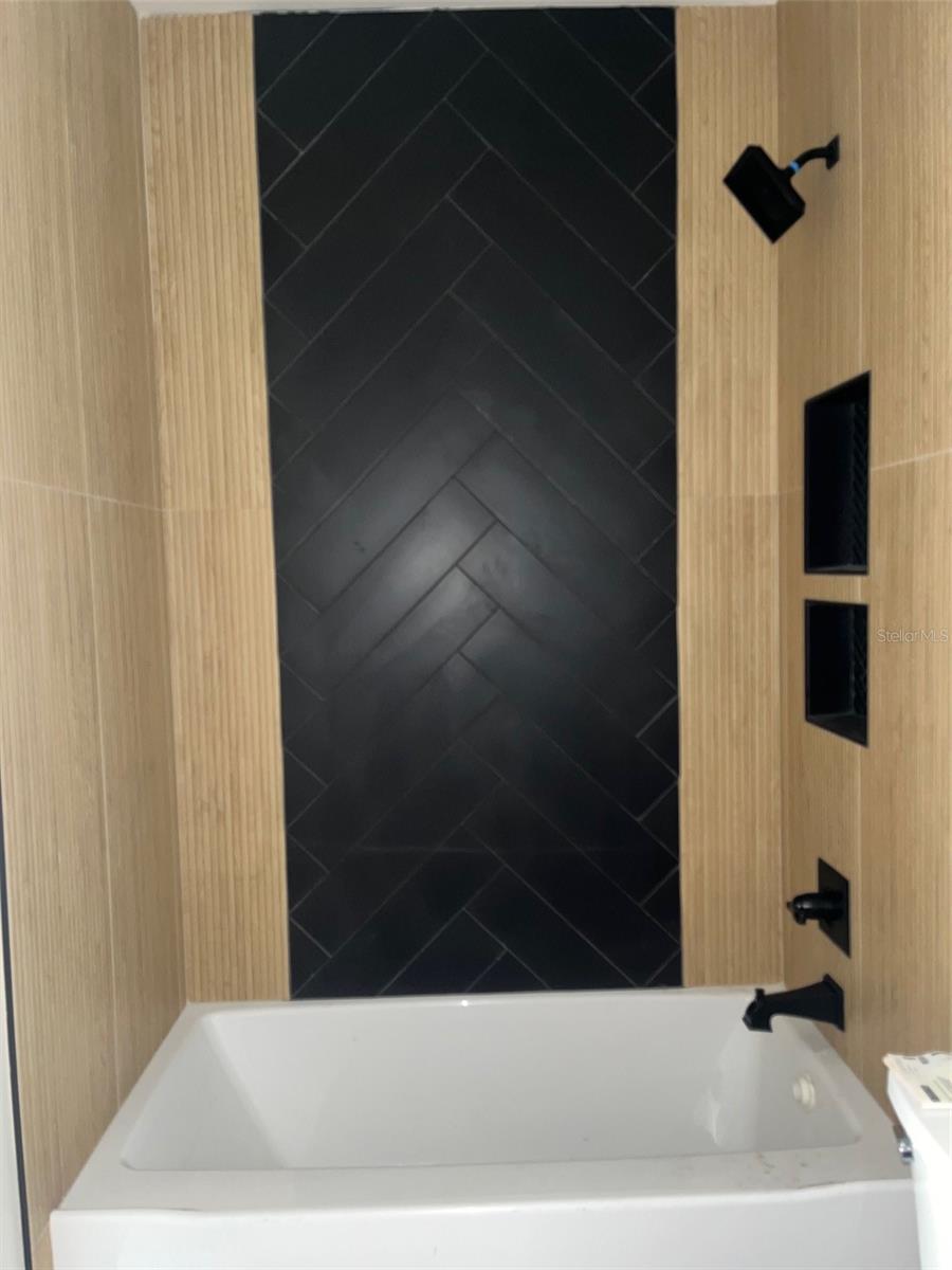 19527 QUINLAN ST, ORLANDO, FL, 32833