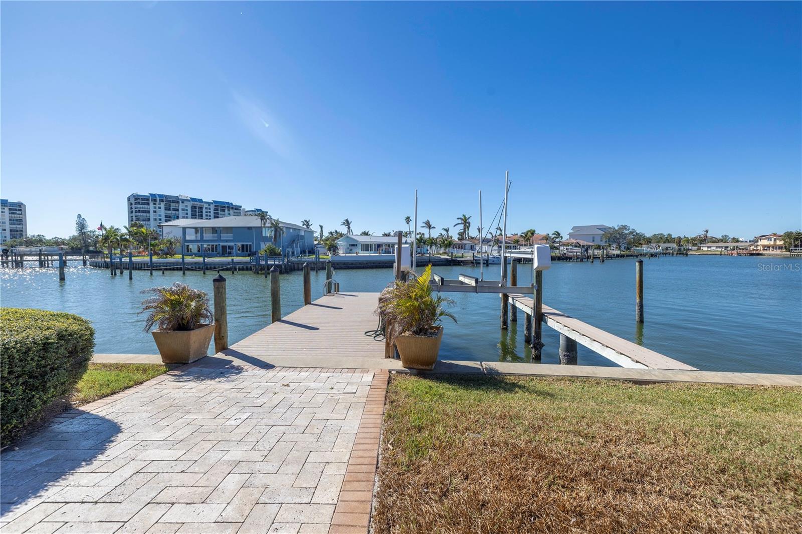 15 MARINA TER, TREASURE ISLAND, FL, 33706