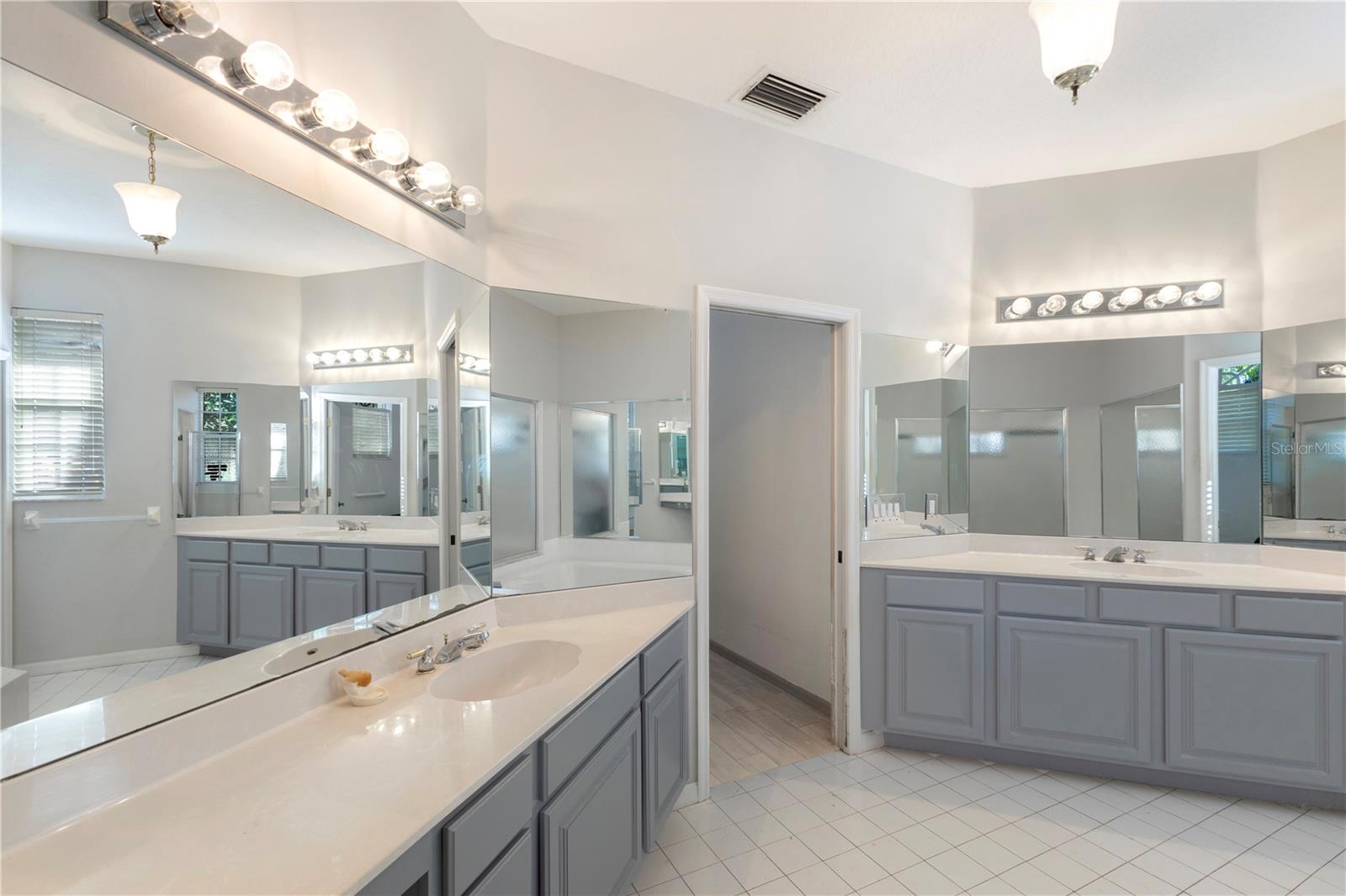 5211 KARLSBURG PL, PALM HARBOR, FL, 34685
