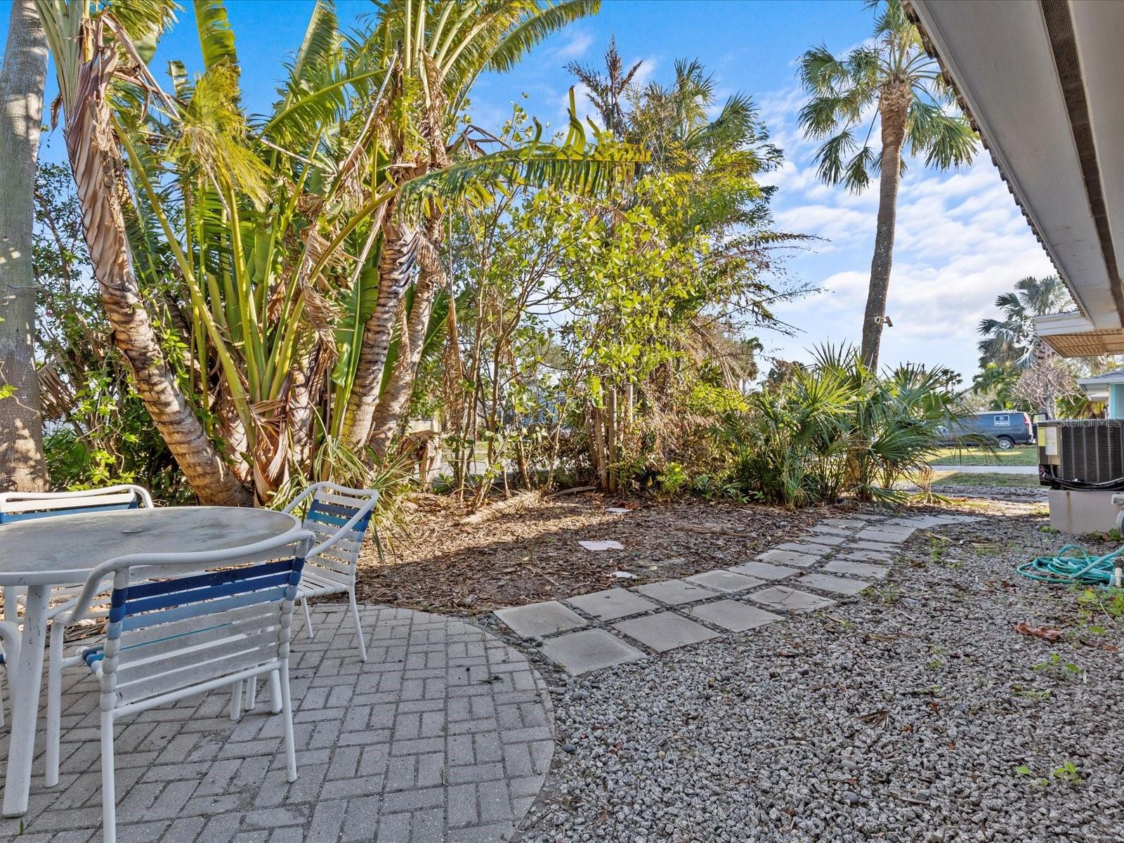 35 JUNIPER WAY, CLEARWATER BEACH, FL, 33767