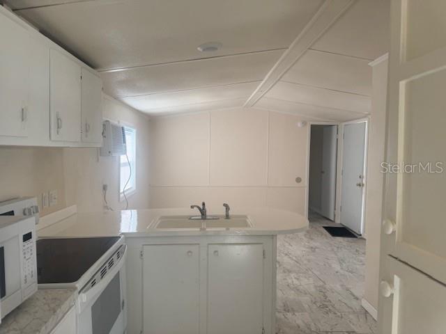 110 FOREST AVE #13, DAVENPORT, FL, 33837