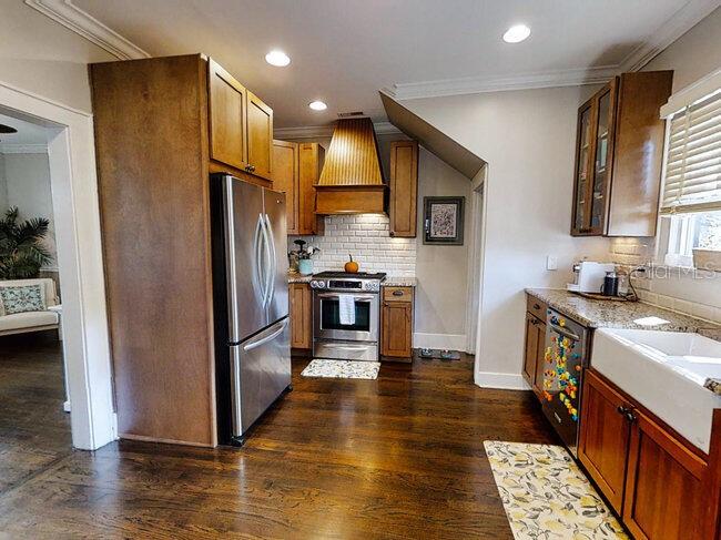 705 E PINE ST, ORLANDO, FL, 32801