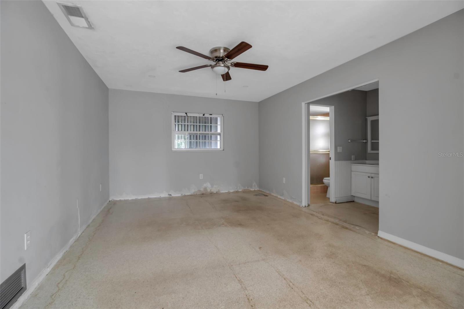 10307 SANDPIPER RD W, BRADENTON, FL, 34209