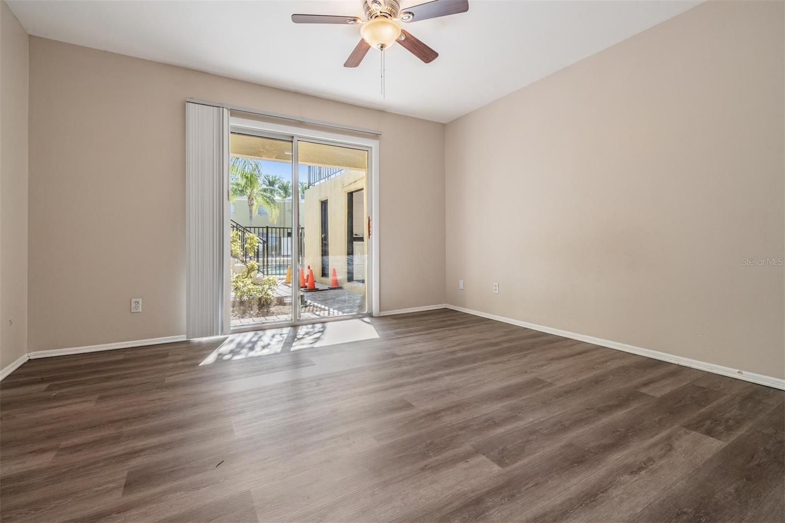 3206 W AZEELE ST #100, TAMPA, FL, 33609