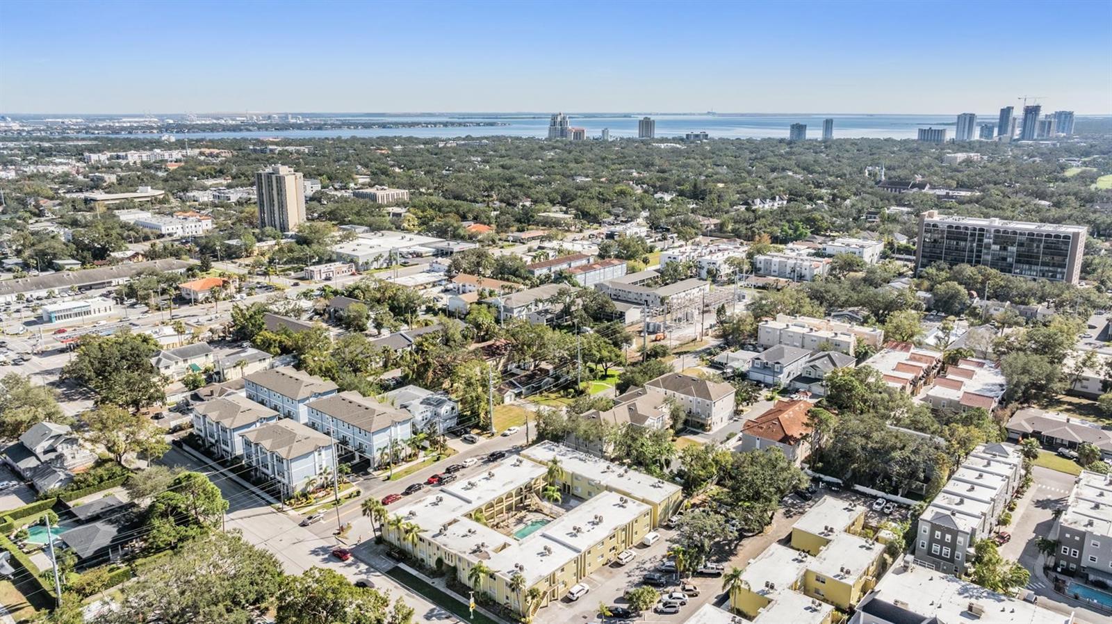 3206 W AZEELE ST #100, TAMPA, FL, 33609