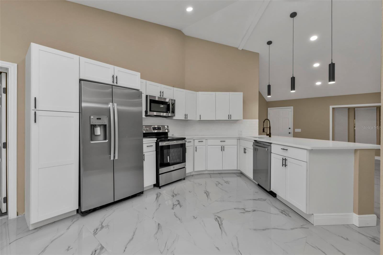 2387 TAMARIND ST, PORT CHARLOTTE, FL, 33948