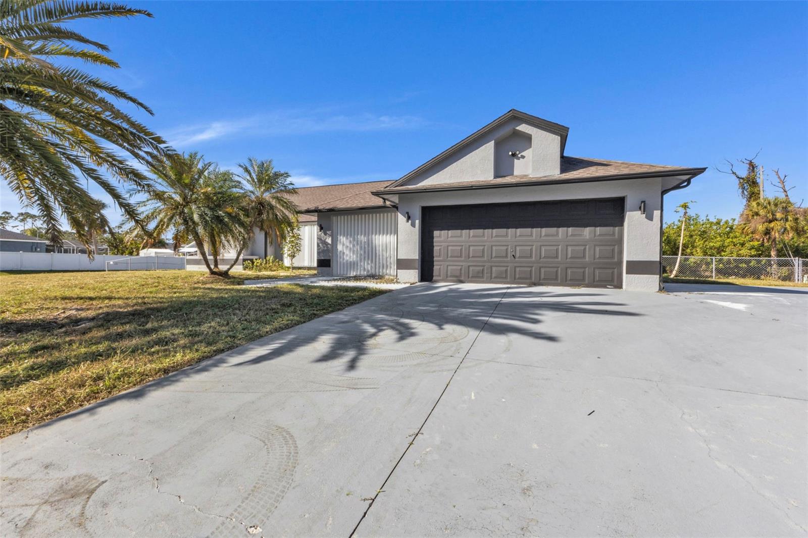 2387 TAMARIND ST, PORT CHARLOTTE, FL, 33948