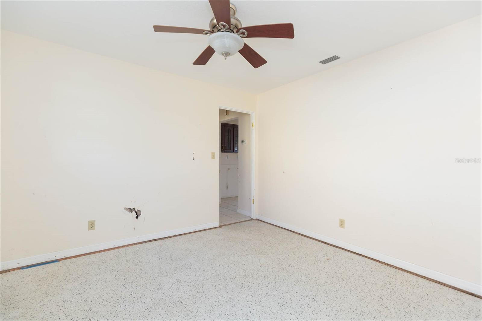 11775 6TH ST E, TREASURE ISLAND, FL, 33706
