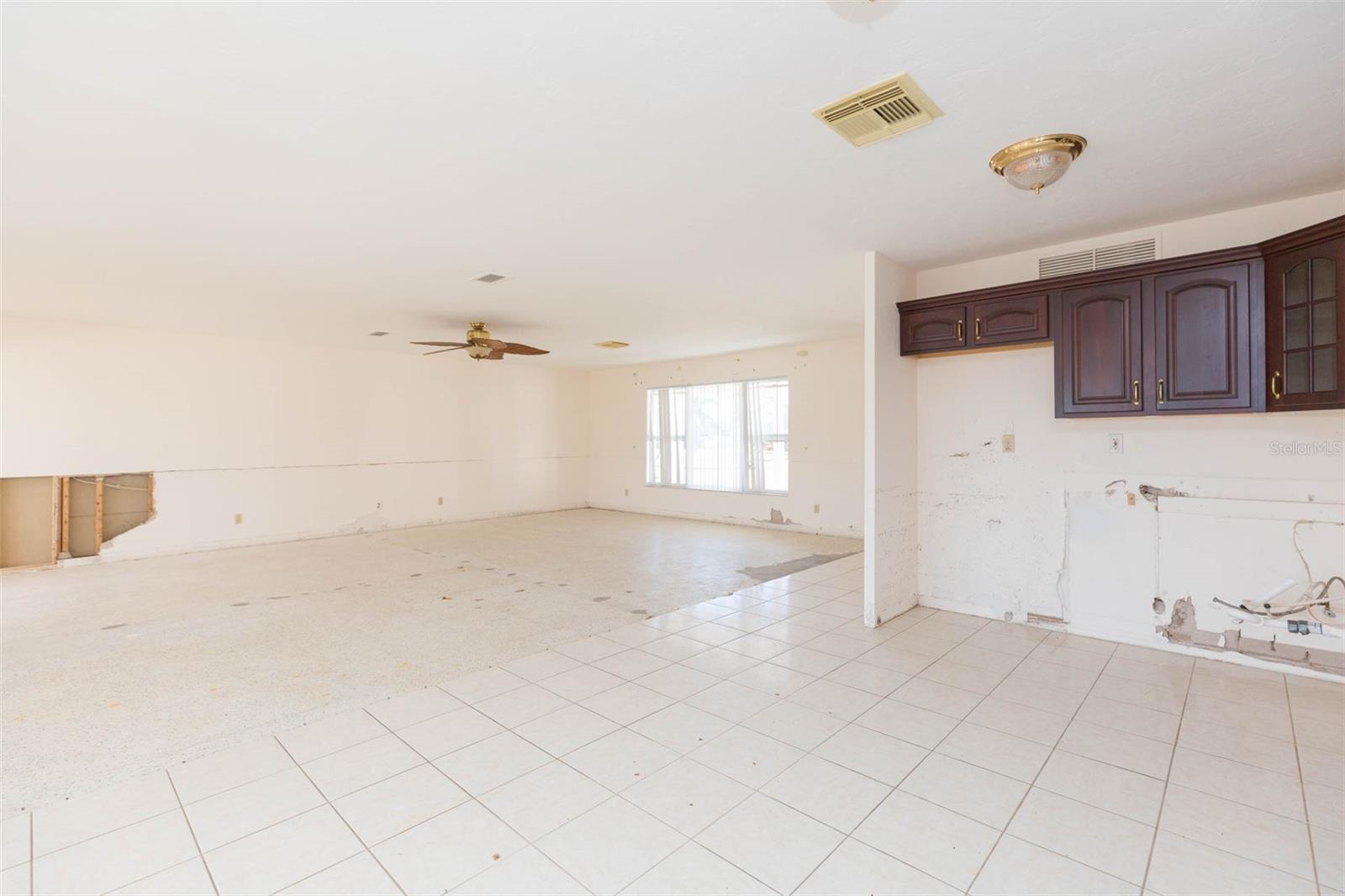 11775 6TH ST E, TREASURE ISLAND, FL, 33706