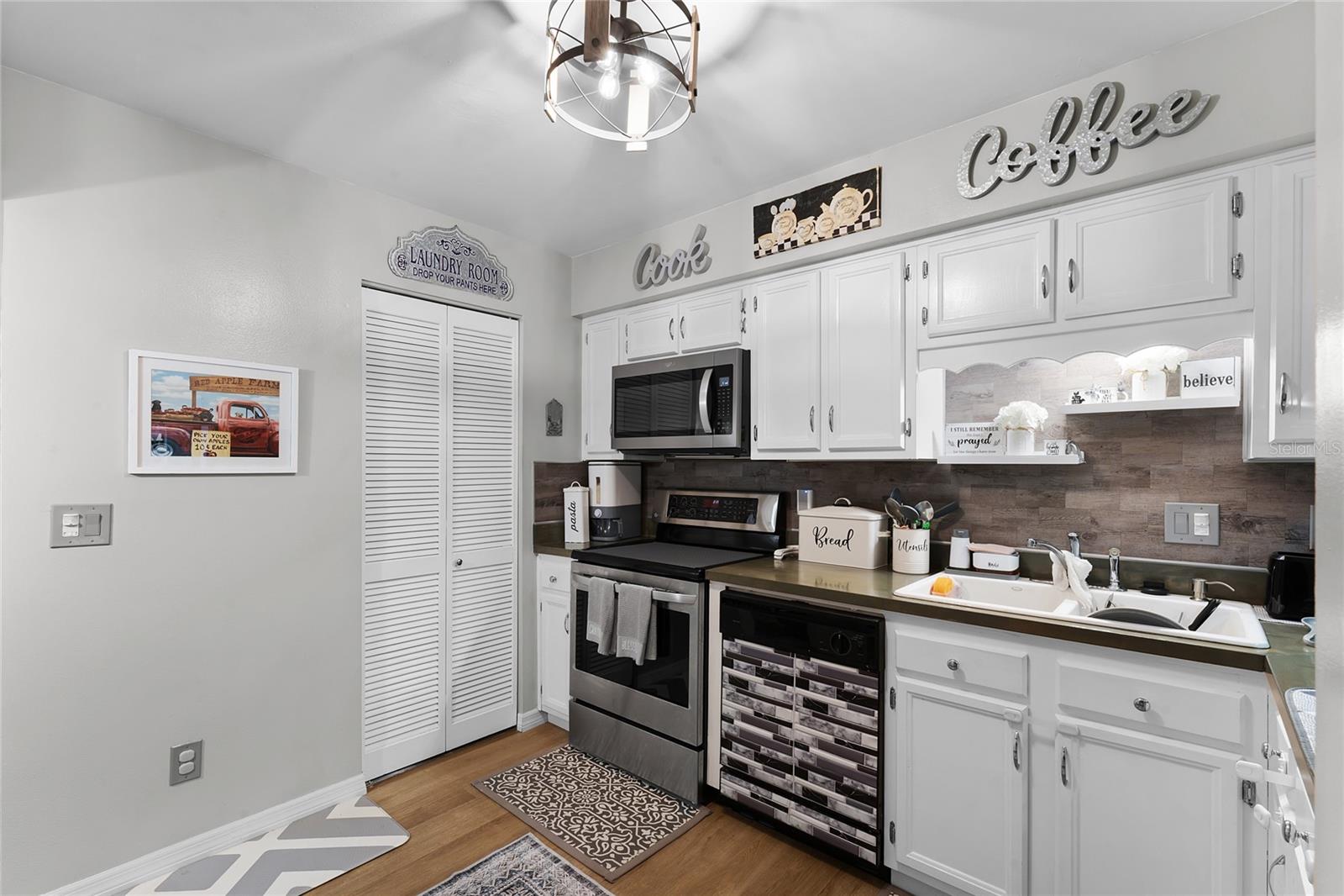 5316 PEBBLE BEACH DR #E, ORLANDO, FL, 32811