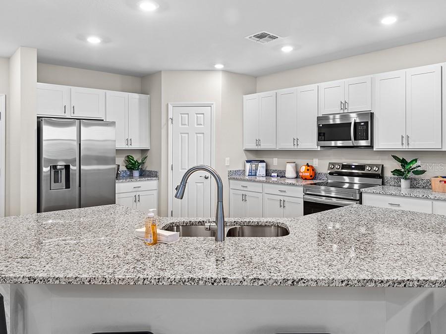 5105 SYLAS JAX AVE, WINTER HAVEN, FL, 33884