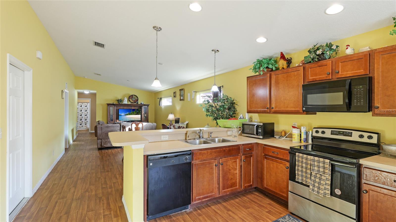 4107 11TH ST E, BRADENTON, FL, 34208